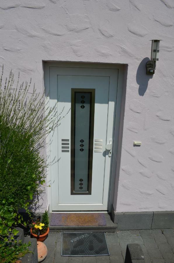 Ferienwohnung Bellerbergblick Ettringen  Esterno foto