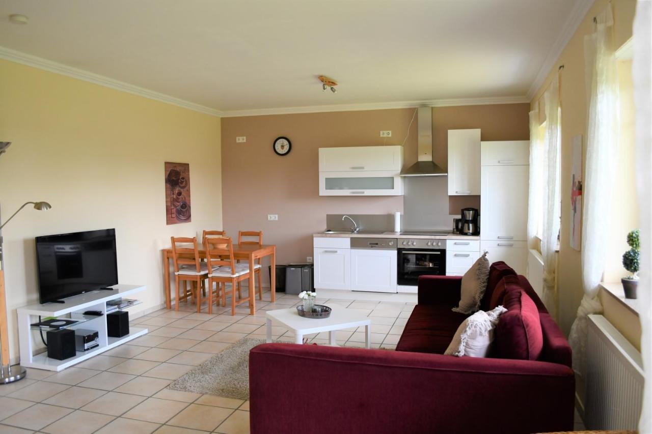 Ferienwohnung Bellerbergblick Ettringen  Esterno foto